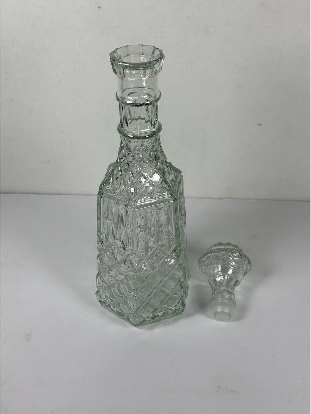 Vintage Clear Glass Decanter Diamond Cut Pattern Barware C 13